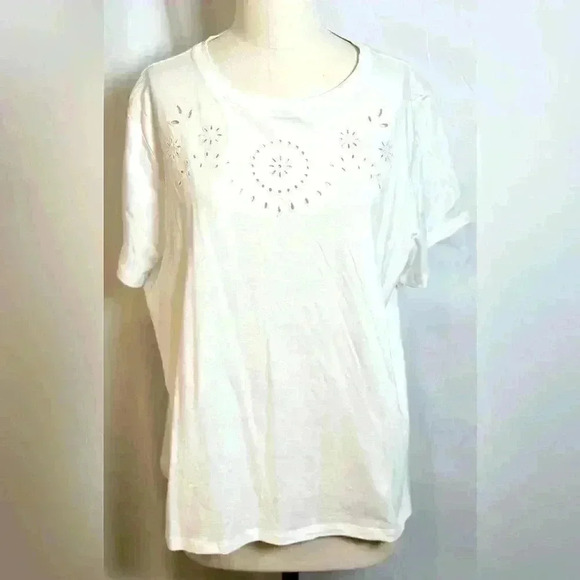 DRAPER JAMES RSVP White Embroidered Tee  (Size XXL) - Picture 2 of 11